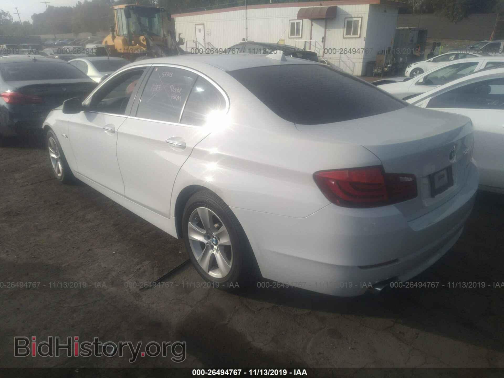 2011 BMW 528 - VIN: WBAFR1C5XBC742661 - Фото 3