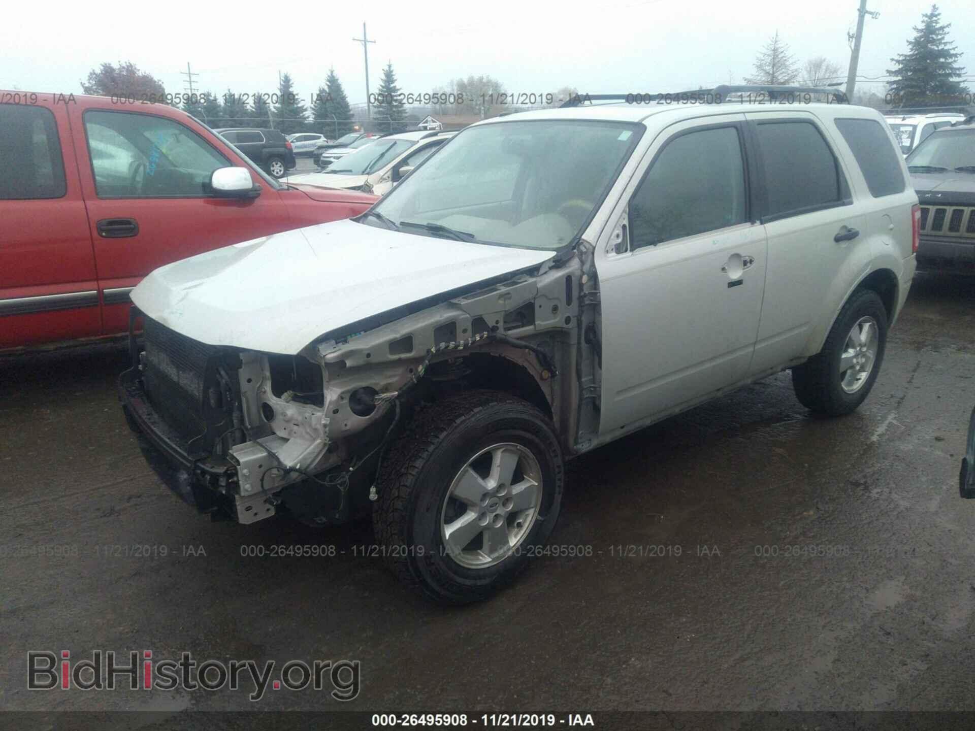 2009 FORD ESCAPE - VIN: 1FMCU03739KC68225 - Фото 2