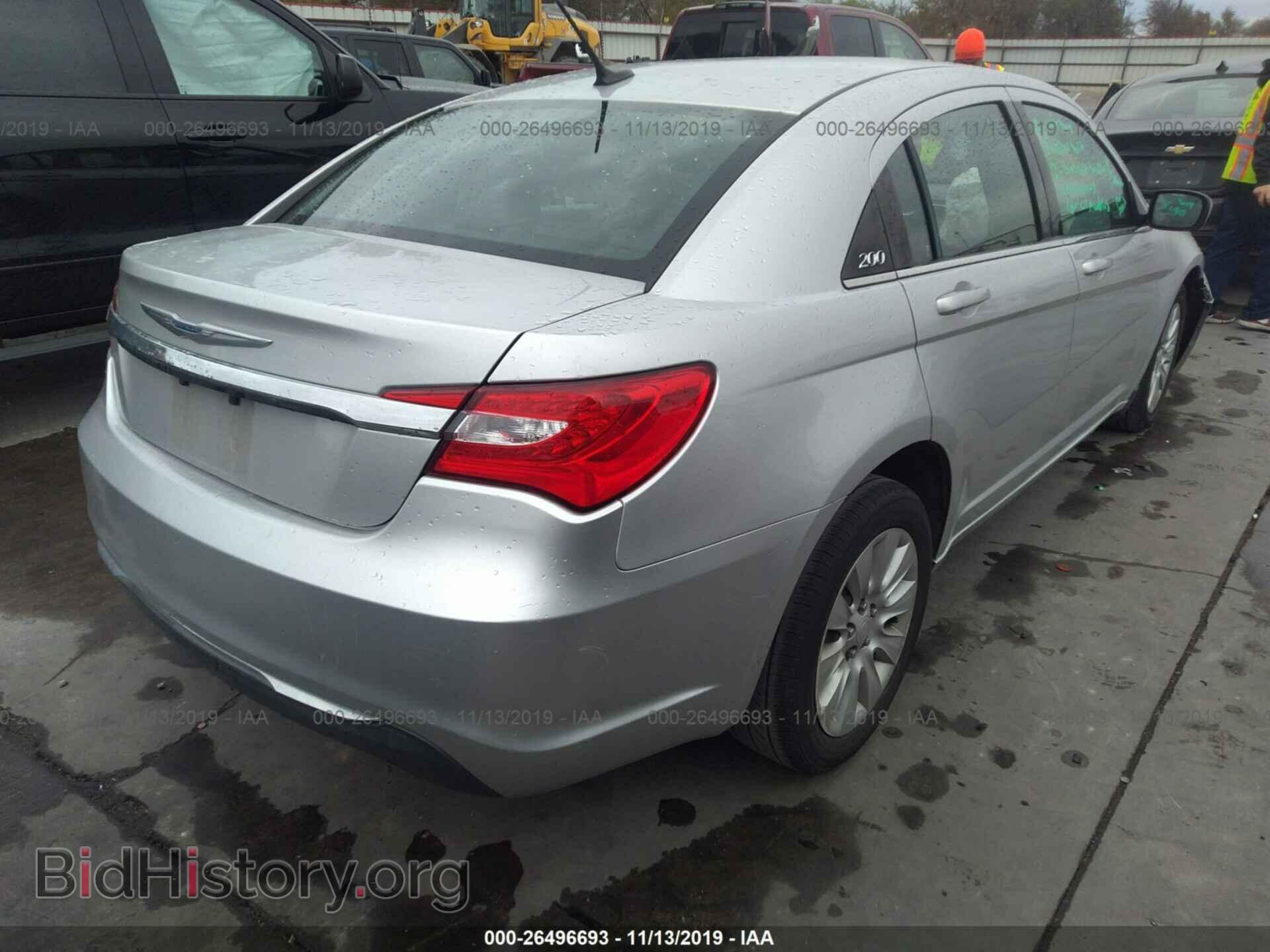 2012 Chrysler 200 - VIN: 1C3CCBAB2CN320108 - Photo 4