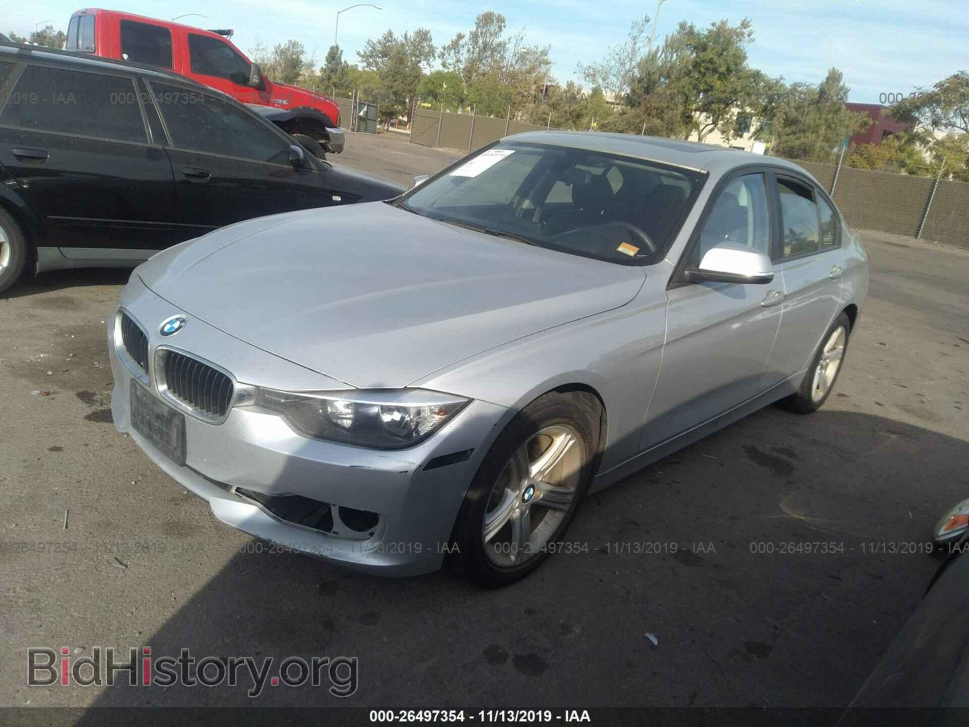 2012 BMW 328 - VIN: WBA3A5C59CF258630 - Фото 2