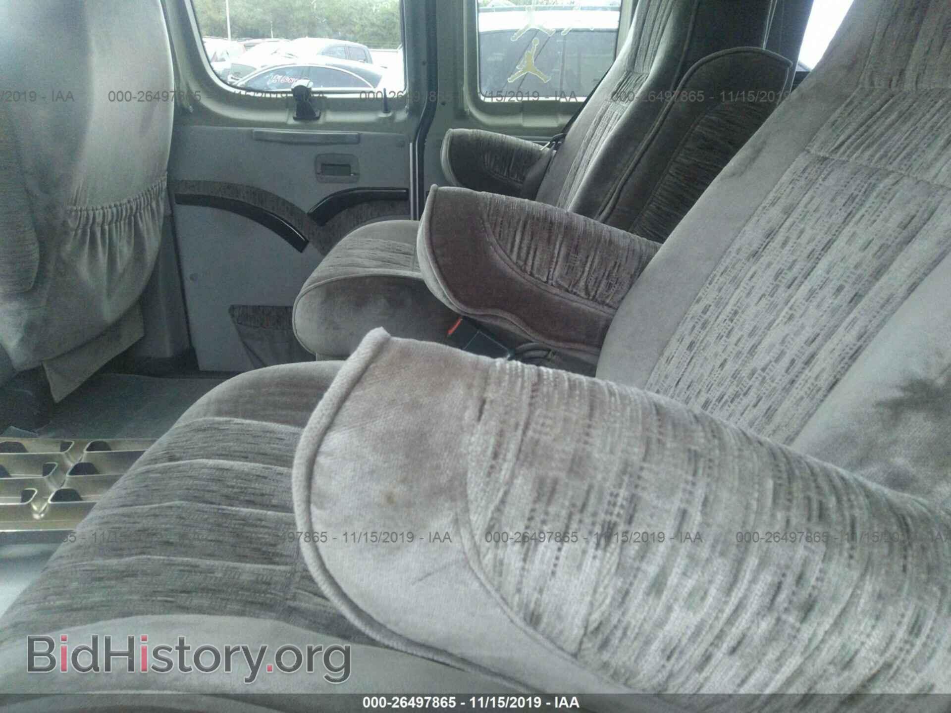 2003 Ford Econoline - VIN: 1FDRE14L13HB84210 - Photo 8