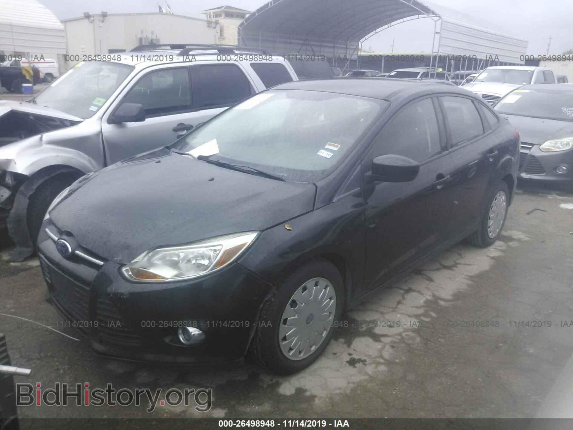 2012 Ford Focus - VIN: 1FAHP3F24CL174333 - Photo 2