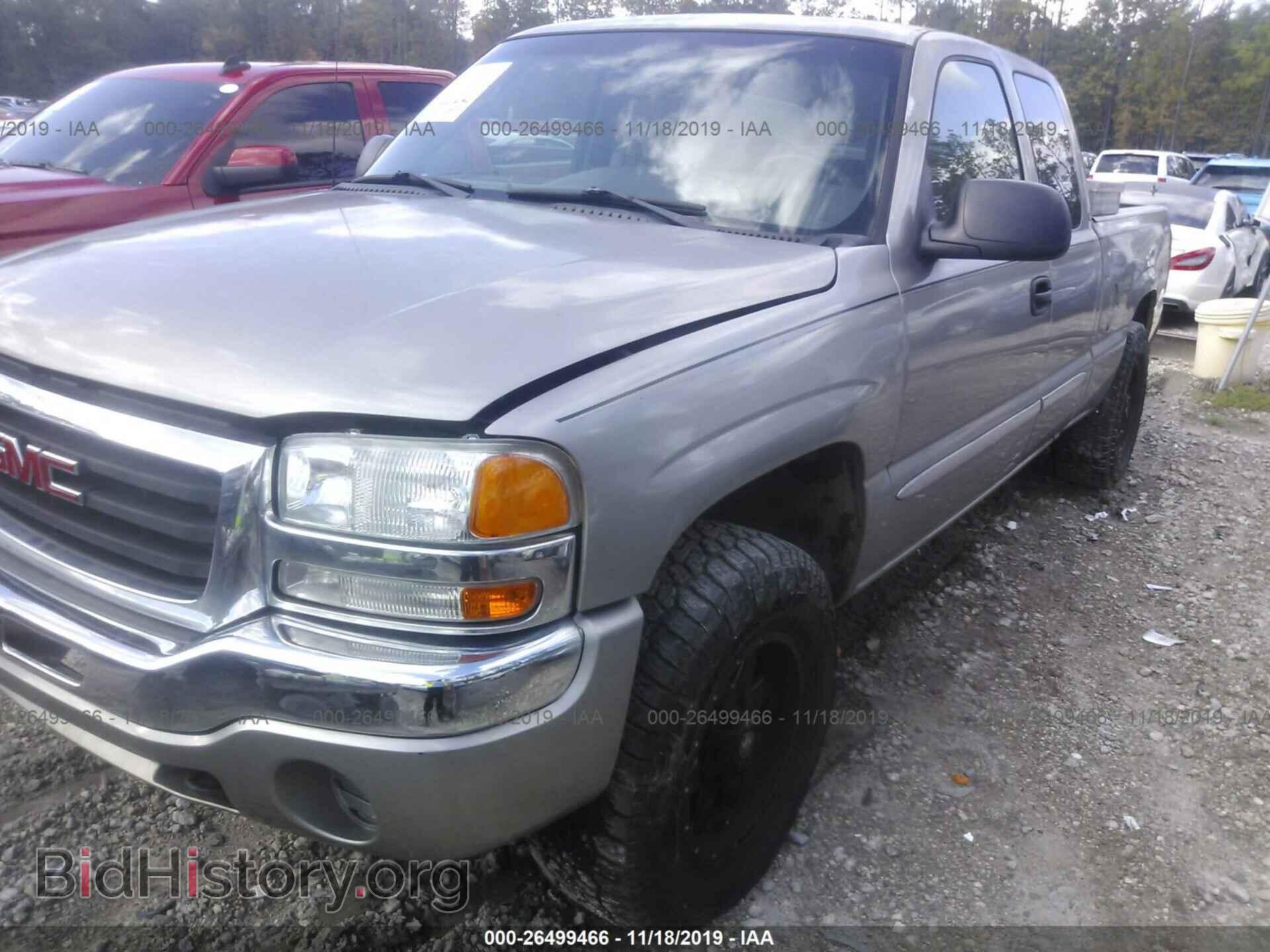2003 GMC NEW SIERRA - VIN: 2GTEK19V631134590 - Фото 2