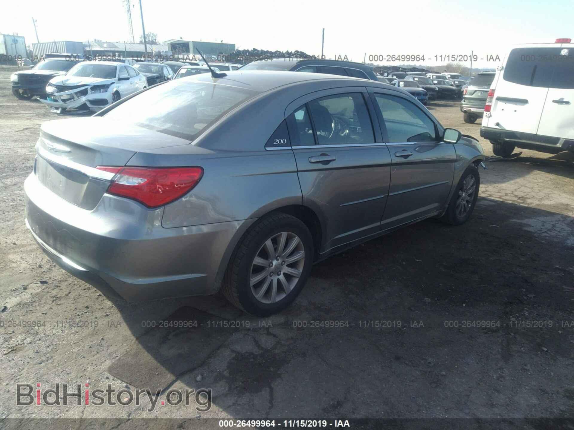 2013 CHRYSLER 200 - VIN: 1C3CCBBG4DN742988 - Фото 4
