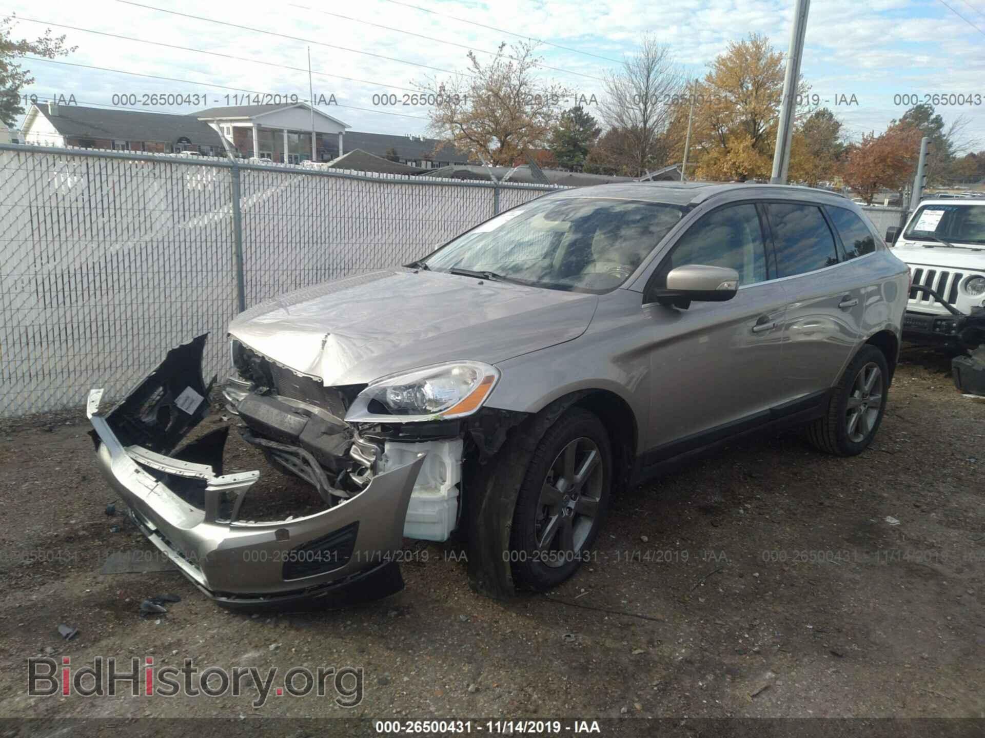 2013 Volvo XC60 - VIN: YV4952DL3D2379169 - Фото 2