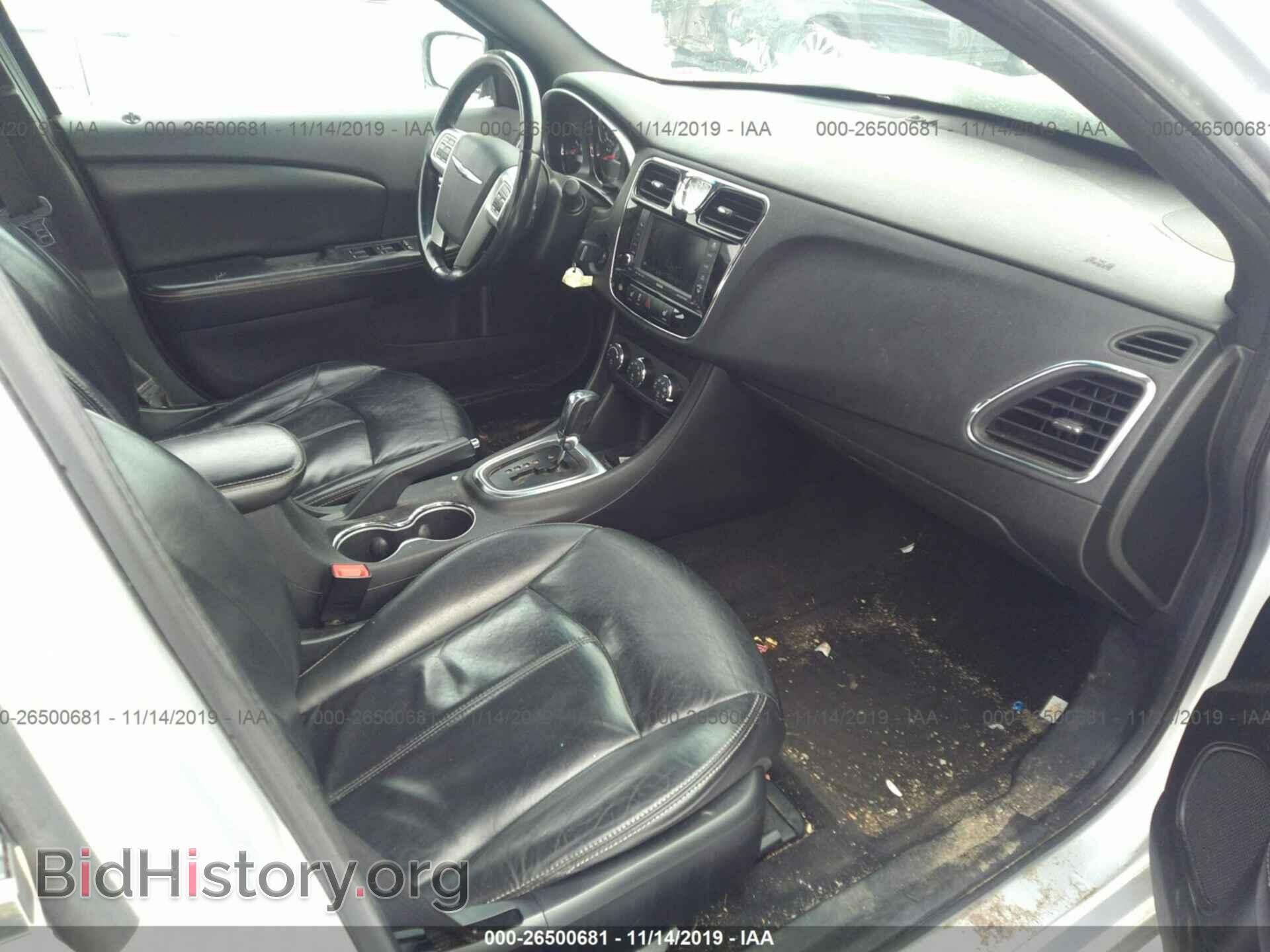 2011 CHRYSLER 200 - VIN: 1C3BC2FG7BN623156 - Фото 5