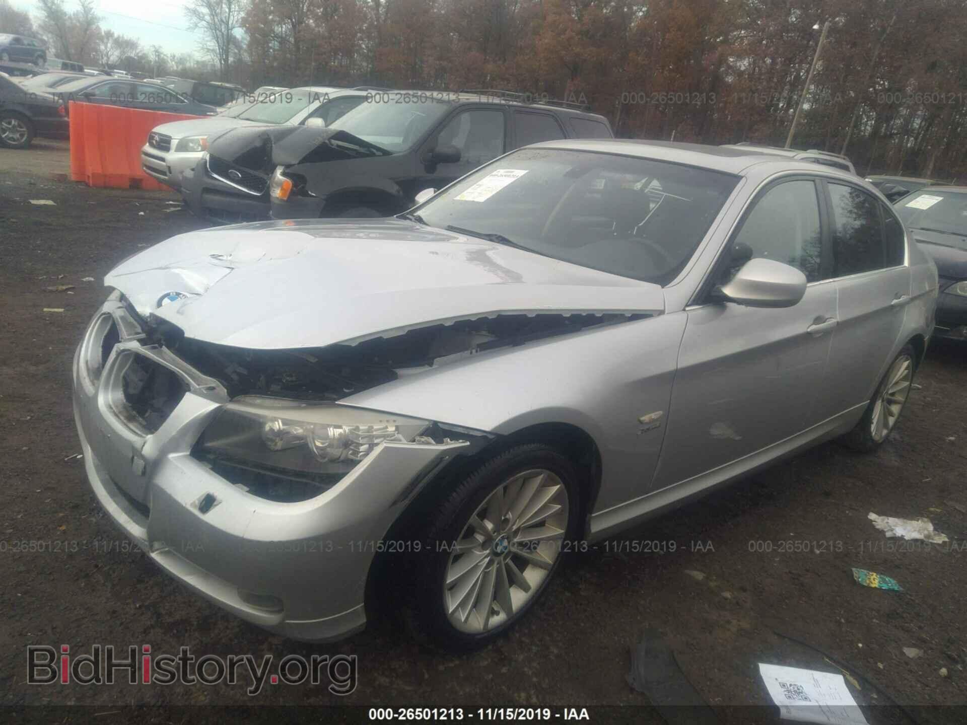 2009 BMW 335 - VIN: WBAPL33509A404371 - Фото 2