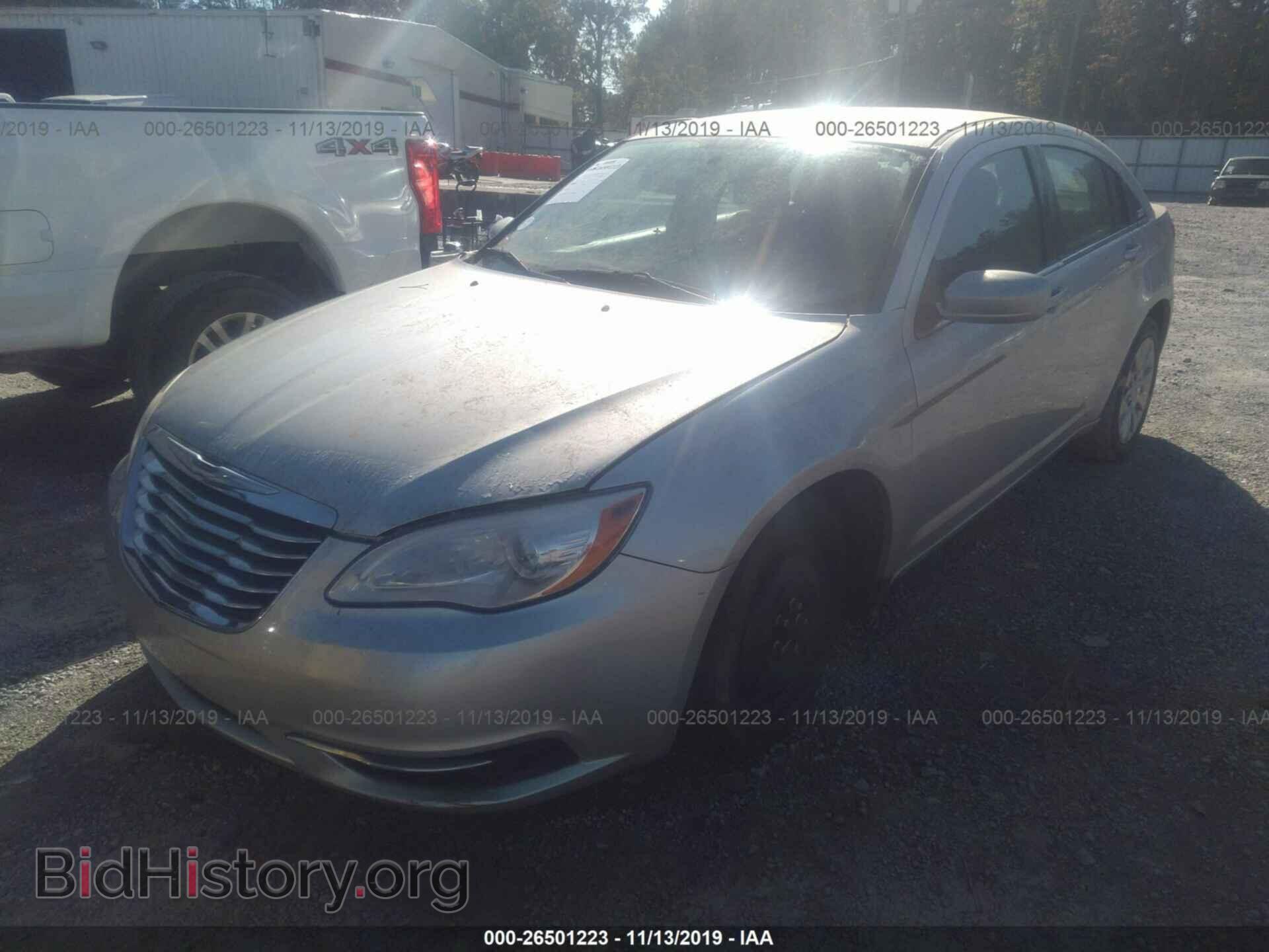 2012 CHRYSLER 200 - VIN: 1C3CCBAB1CN321007 - Фото 2