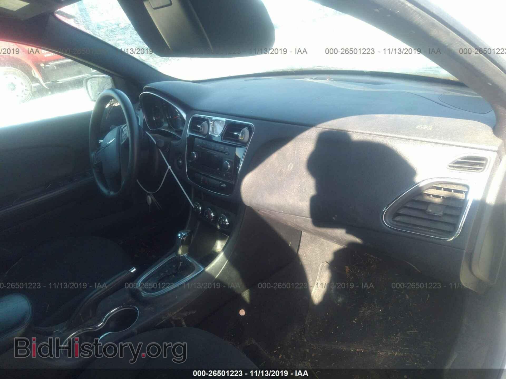 2012 CHRYSLER 200 - VIN: 1C3CCBAB1CN321007 - Фото 5