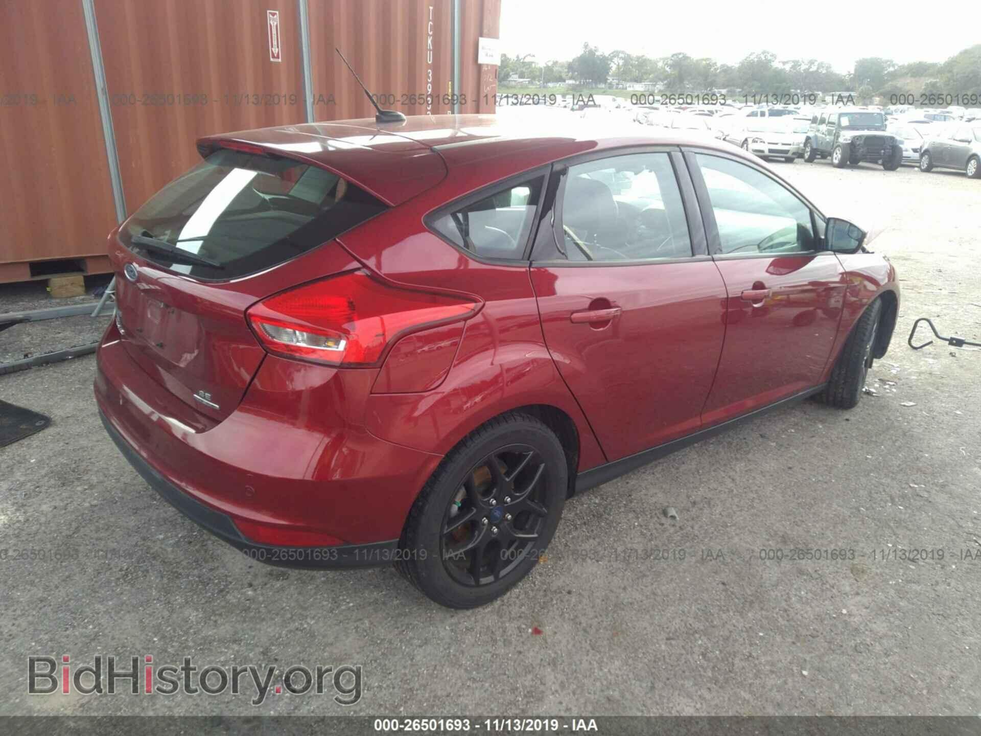 2016 Ford Focus - VIN: 1FADP3K29GL356684 - Photo 4