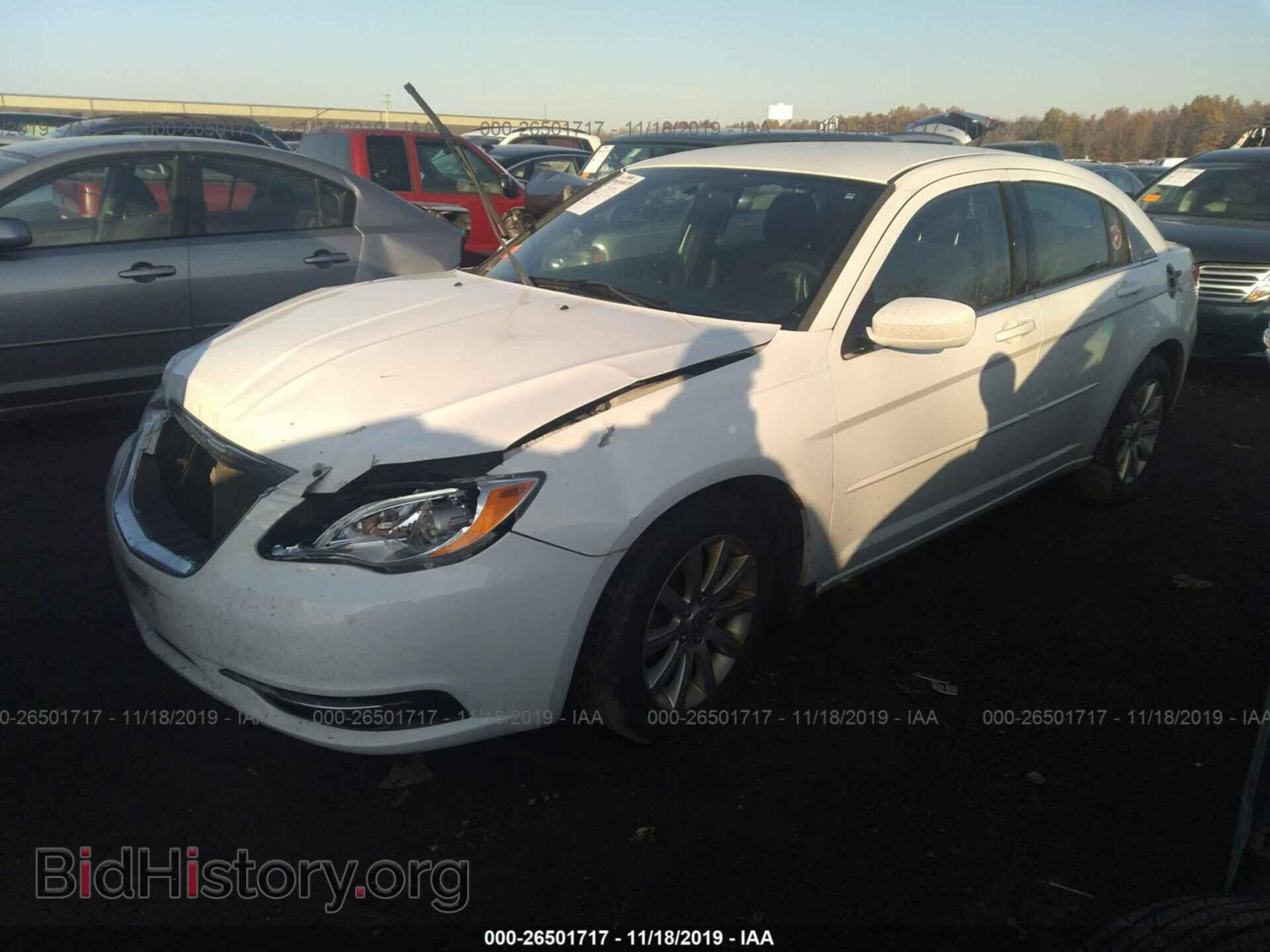 2012 CHRYSLER 200 - VIN: 1C3CCBBB9CN212647 - Фото 2