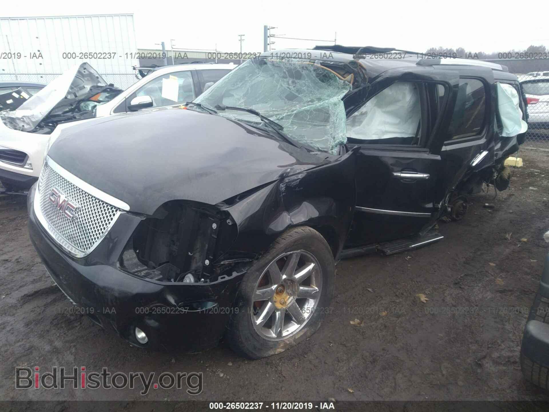 2011 GMC YUKON - VIN: 1GKS2EEFXBR376897 - Фото 2