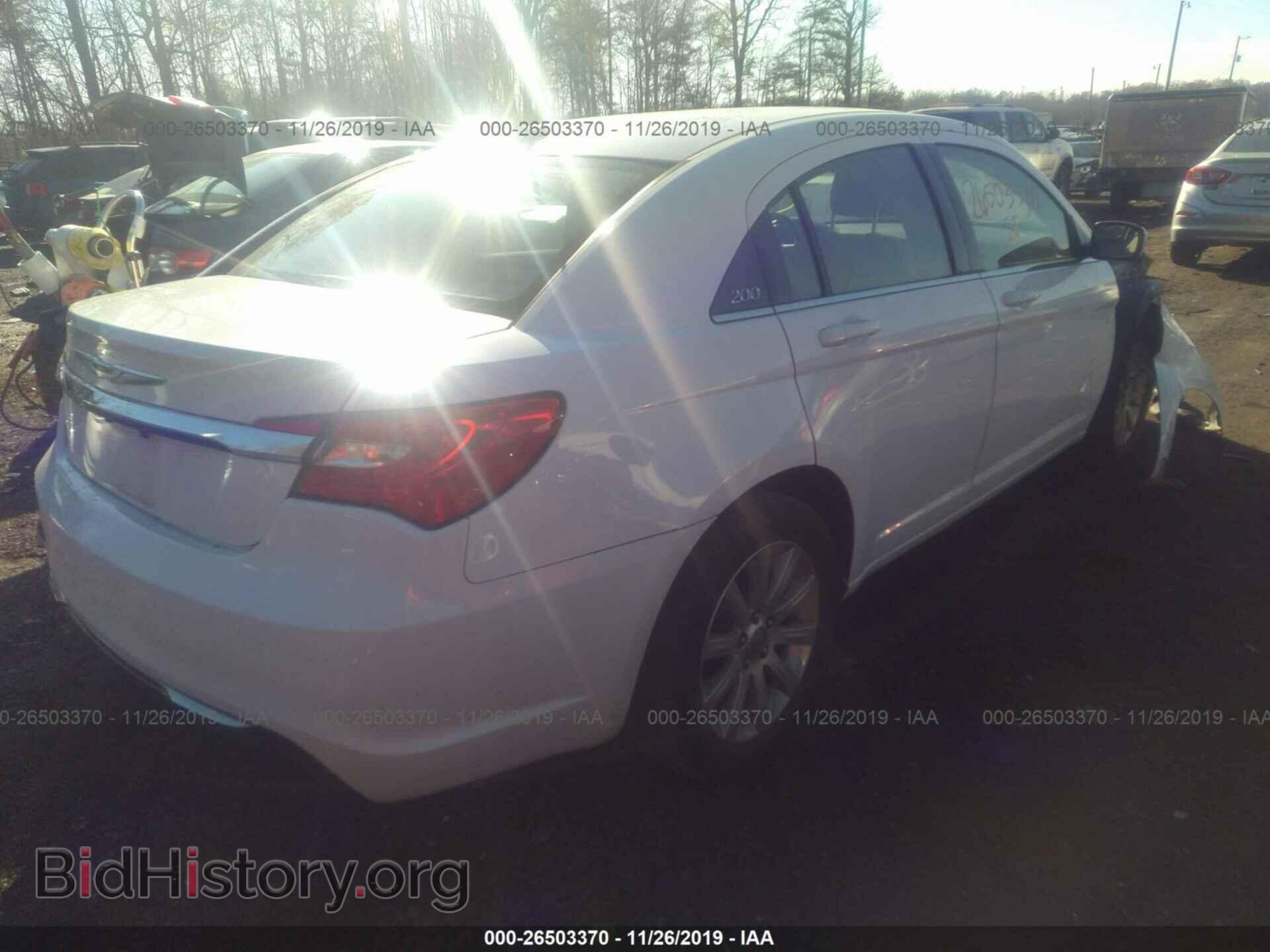 2013 Chrysler 200 - VIN: 1C3CCBBB0DN501417 - Photo 4