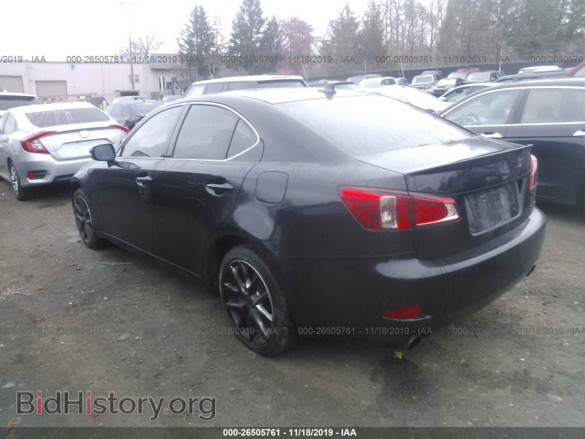 2013 LEXUS IS - VIN: JTHCF5C21D5060804 - Photo 3