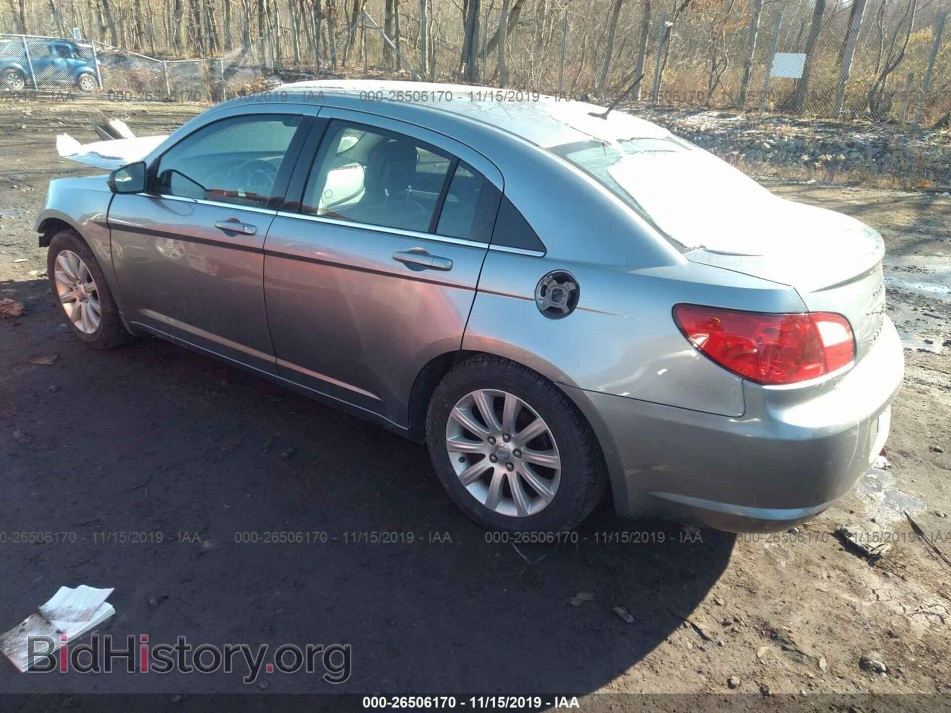 2010 CHRYSLER SEBRING - VIN: 1C3CC5FB5AN149068 - Фото 3