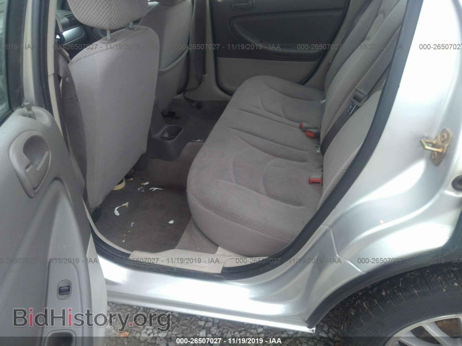 2005 CHRYSLER SEBRING - VIN: 1C3EL56R85N607343 - Фото 8
