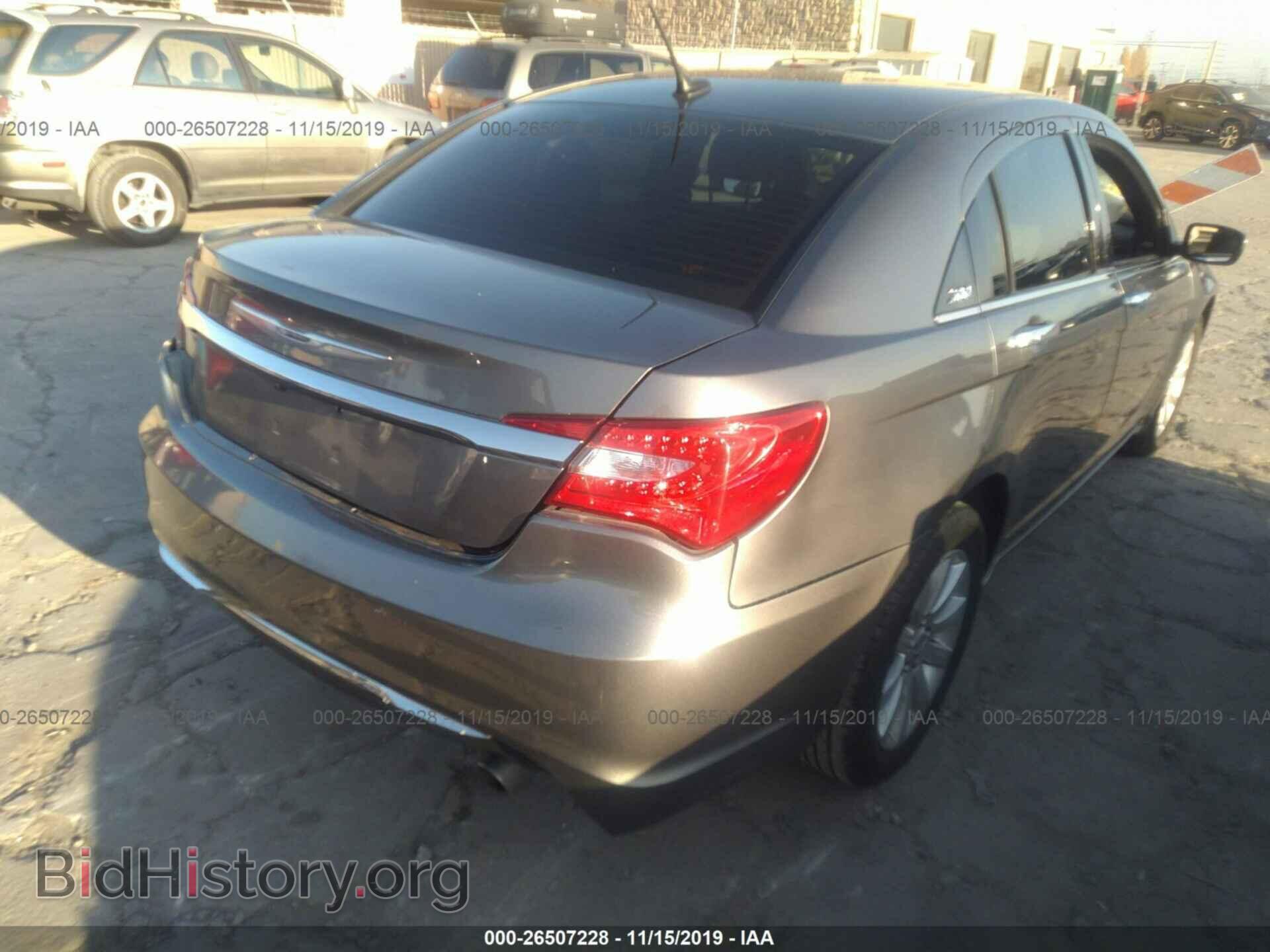 2013 CHRYSLER 200 - VIN: 1C3CCBCG9DN623462 - Фото 4
