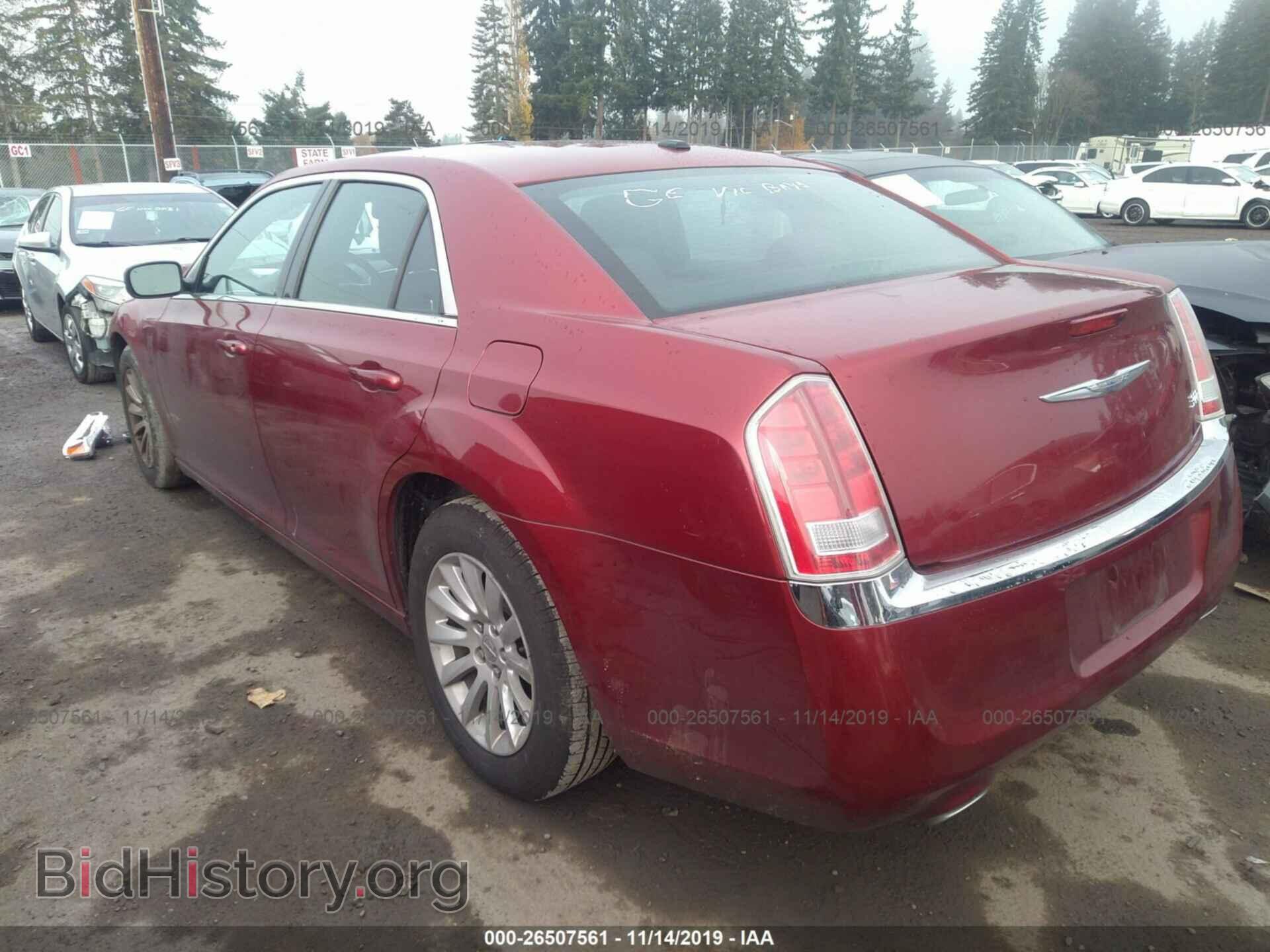 2012 Chrysler 300 - VIN: 2C3CCAAG3CH277770 - Photo 3