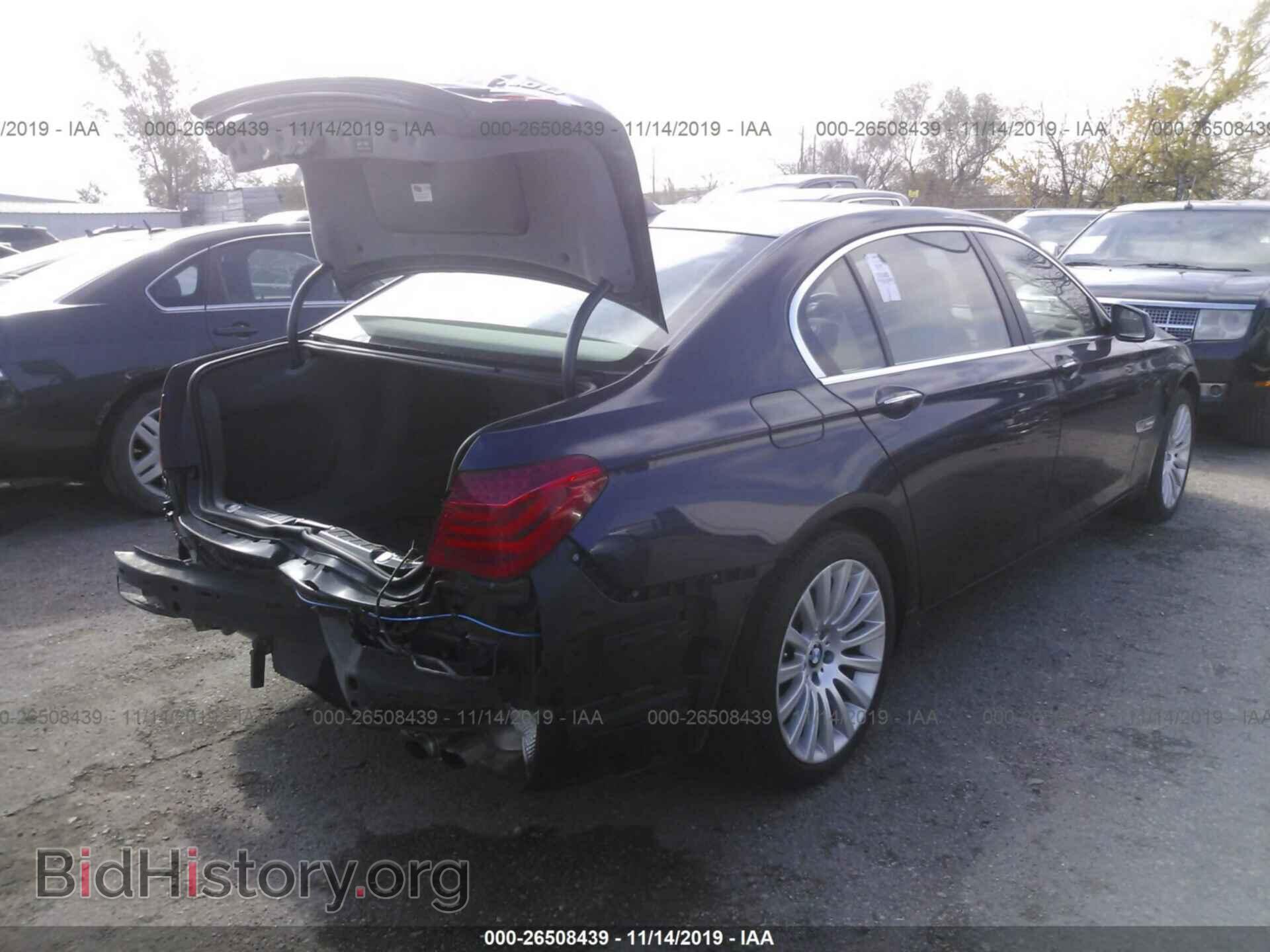 2012 BMW 750 - VIN: WBAKC8C59CC436142 - Фото 4