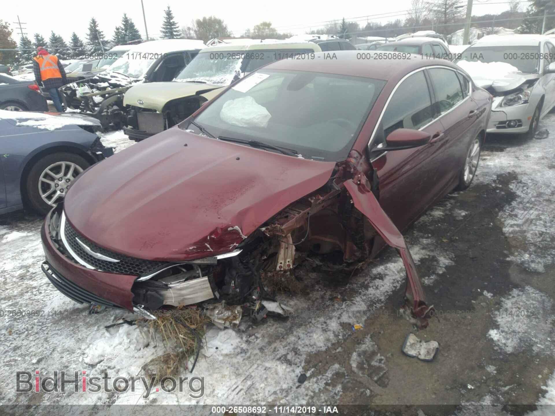 2016 Chrysler 200 - VIN: 1C3CCCAB9GN132889 - Фото 2