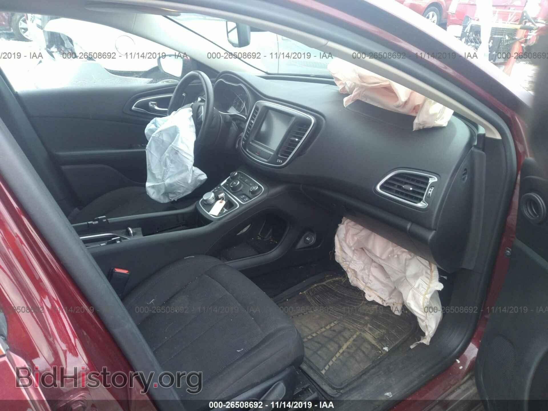 2016 Chrysler 200 - VIN: 1C3CCCAB9GN132889 - Фото 5