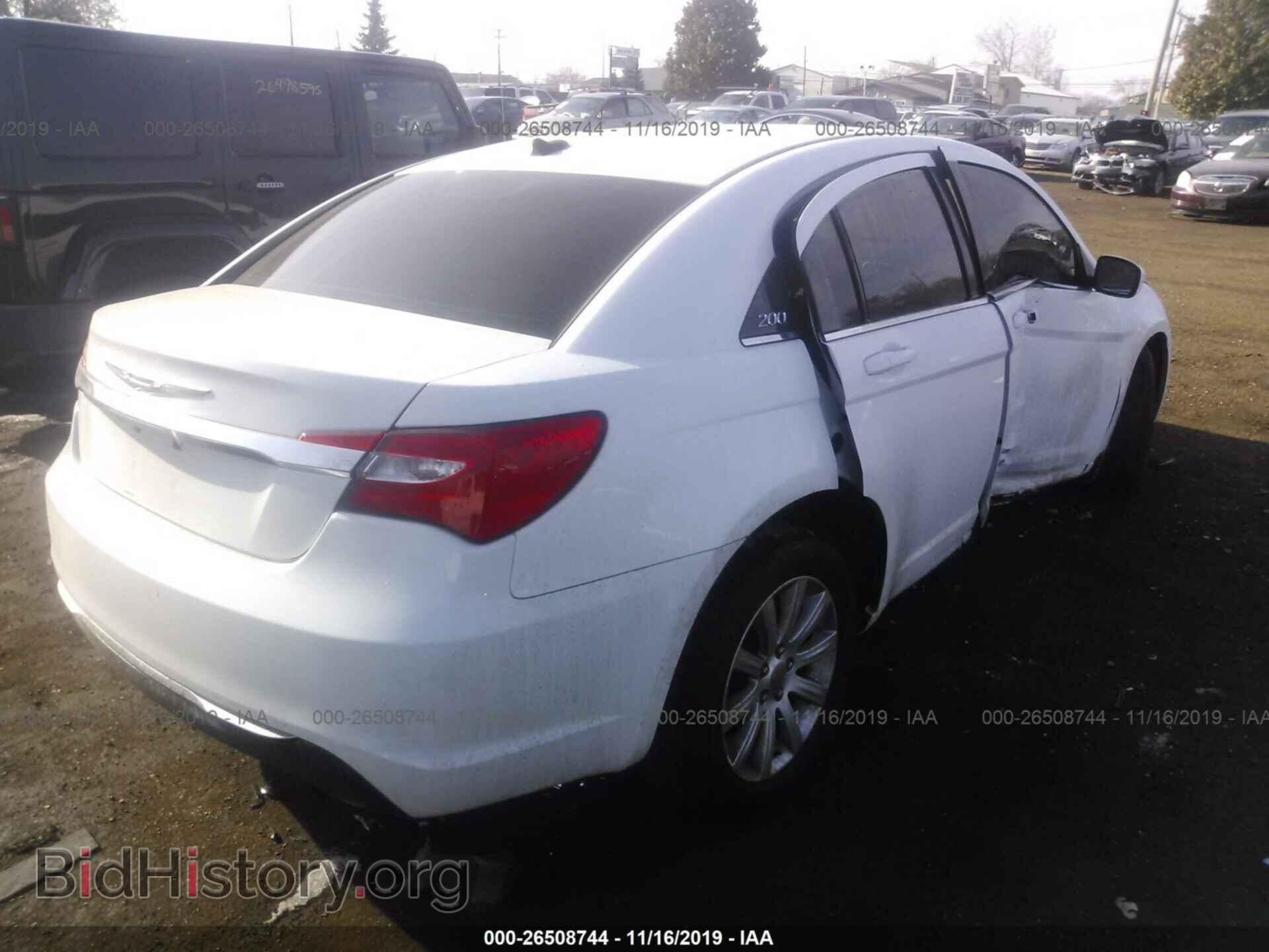 2014 Chrysler 200 - VIN: 1C3CCBBB4EN177177 - Фото 4