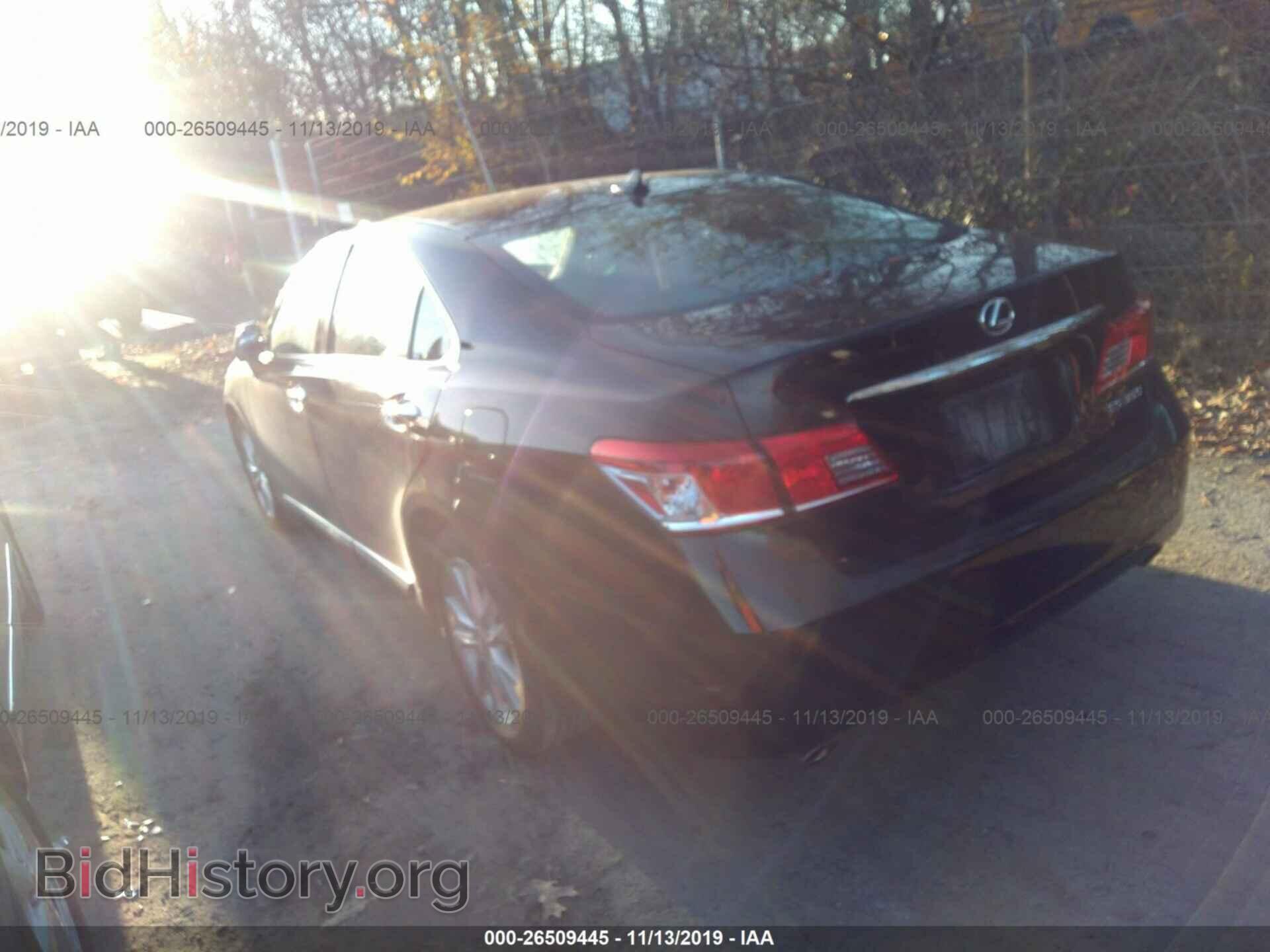 2011 LEXUS ES - VIN: JTHBK1EG2B2451001 - Фото 3