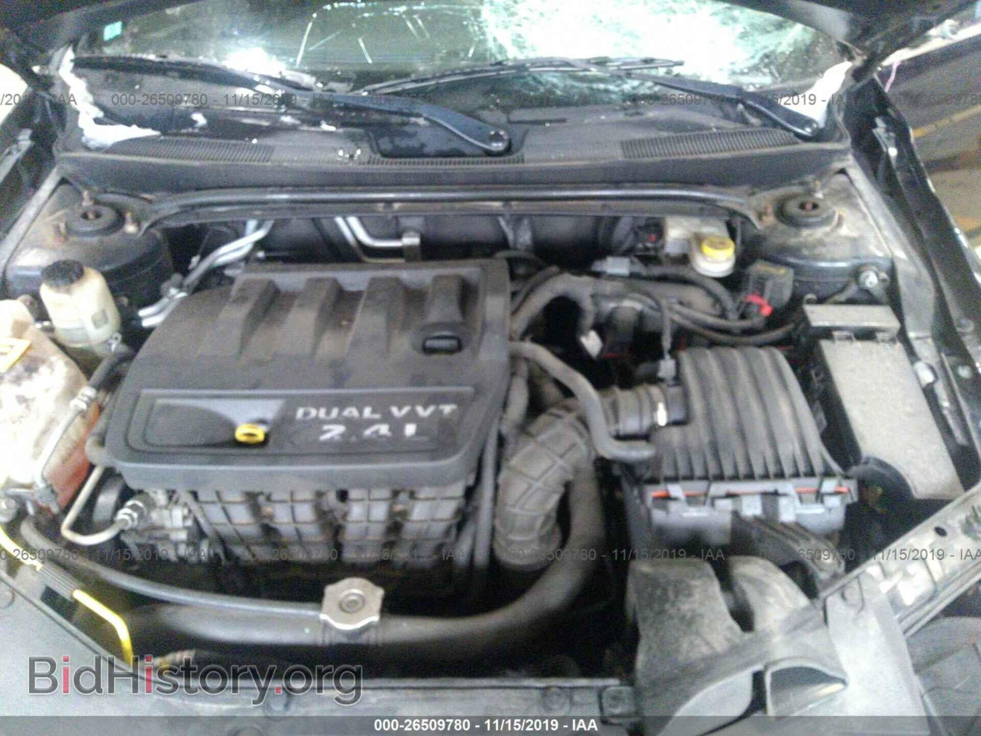 2011 Chrysler 200 - VIN: 1C3BC2FB6BN583088 - Photo 10