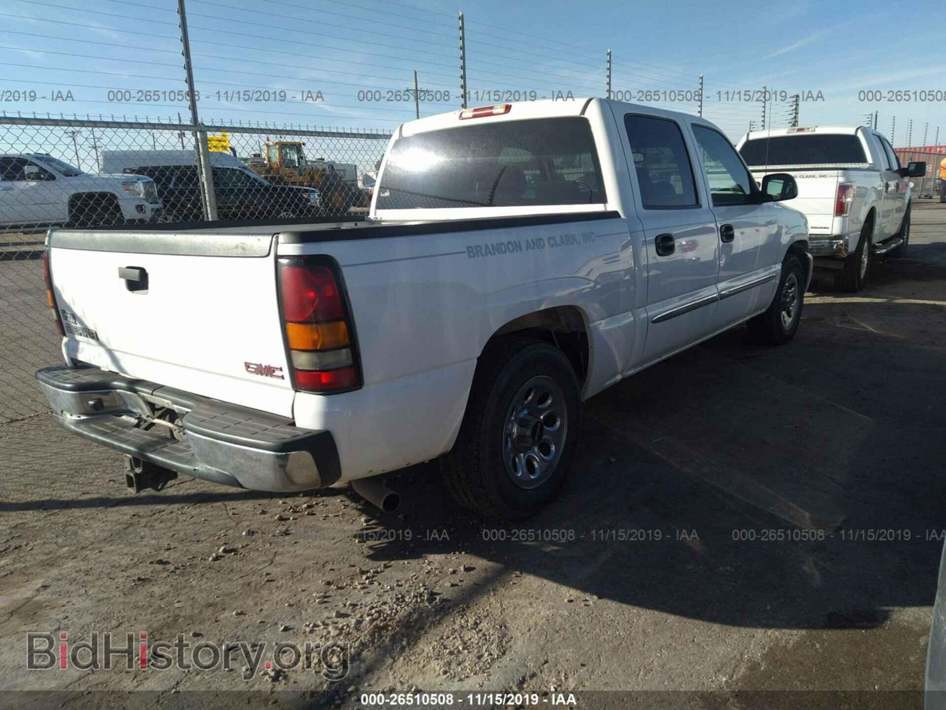 2007 GMC NEW SIERRA - VIN: 2GTEC13V271135781 - Фото 4