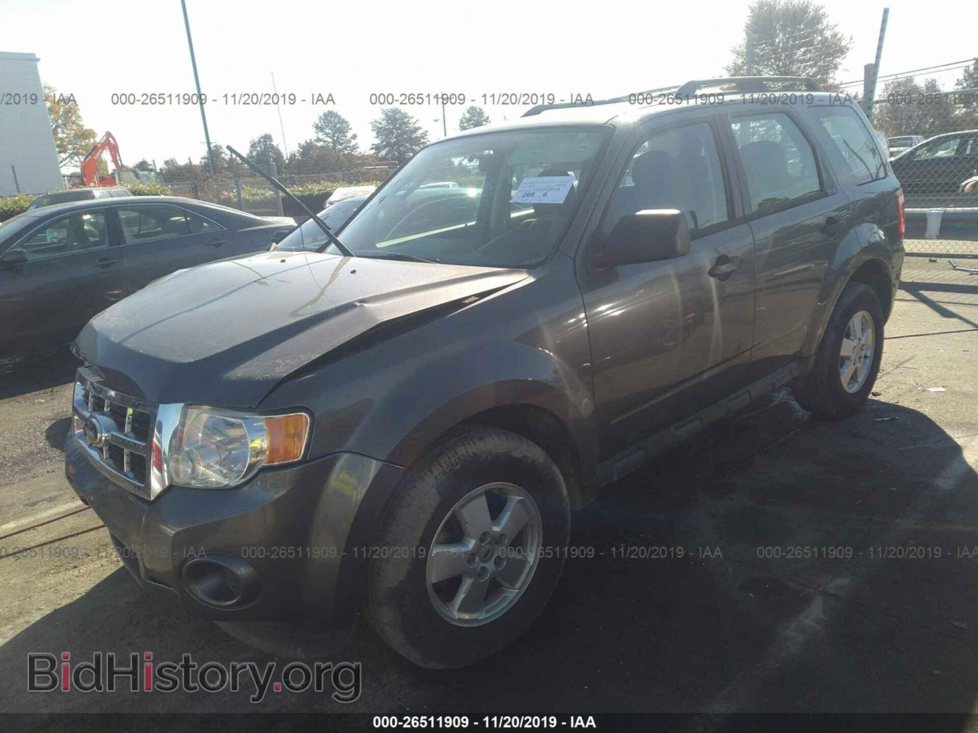 2011 FORD ESCAPE - VIN: 1FMCU0C72BKB77307 - Photo 2