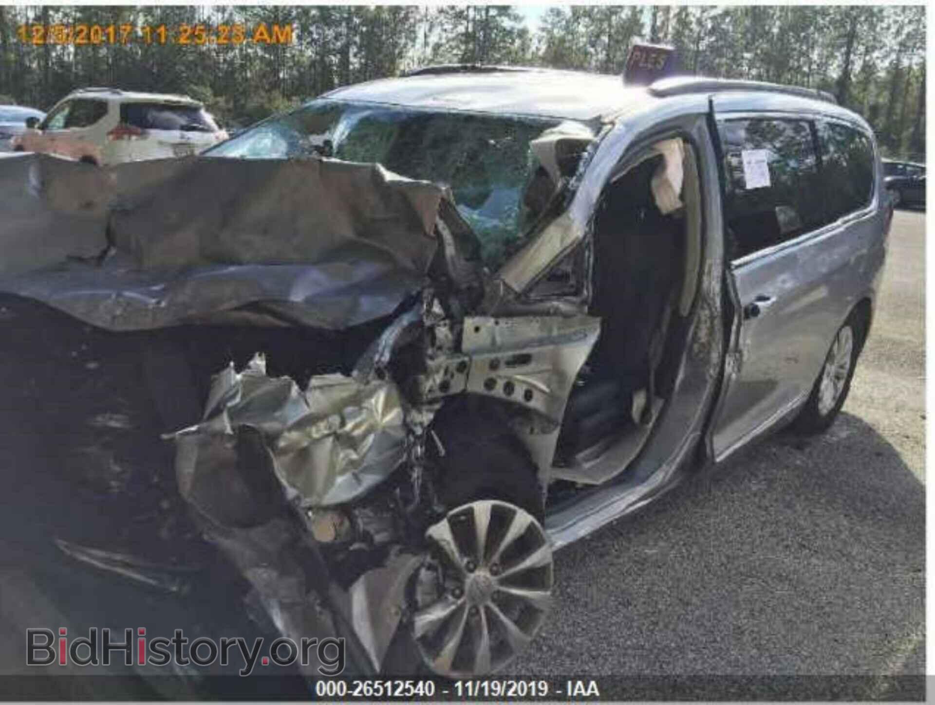 2017 CHRYSLER PACIFICA - VIN: 2C4RC1BG8HR764789 - Фото 2