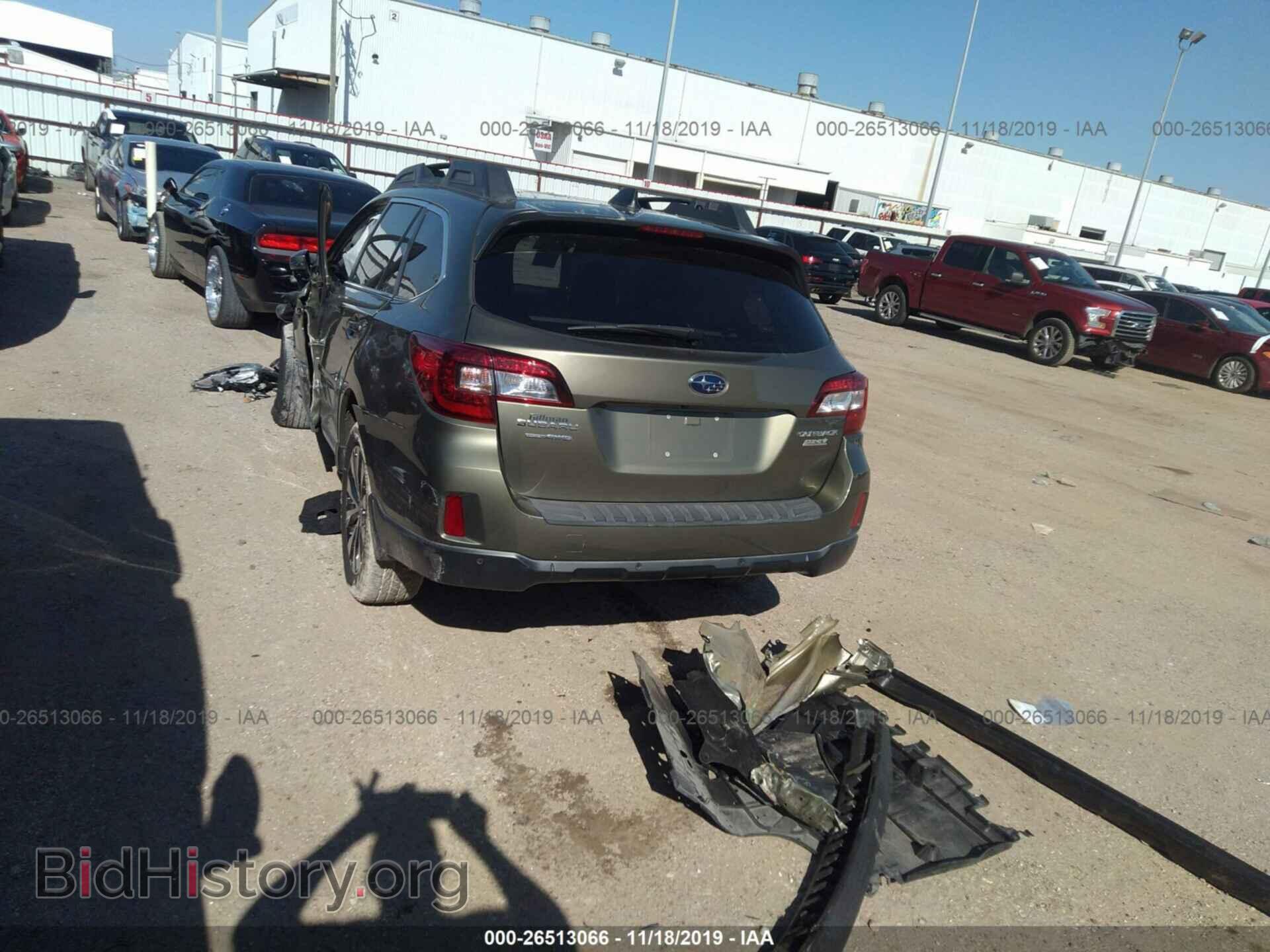 2017 Subaru Outback - VIN: 4S4BSANCXH3206962 - Фото 3