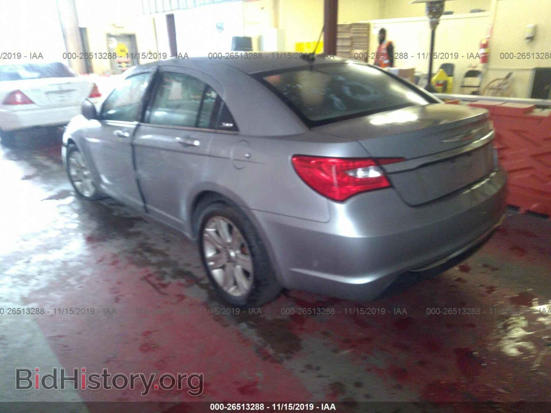 2013 CHRYSLER 200 - VIN: 1C3CCBAB2DN698205 - Фото 3