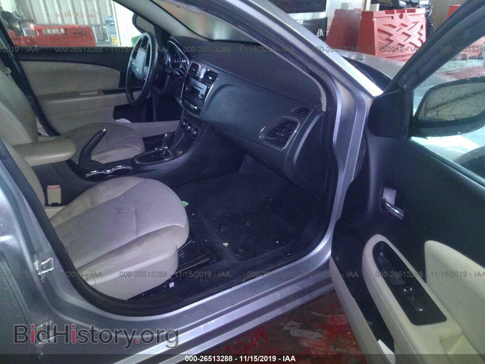 2013 CHRYSLER 200 - VIN: 1C3CCBAB2DN698205 - Фото 5