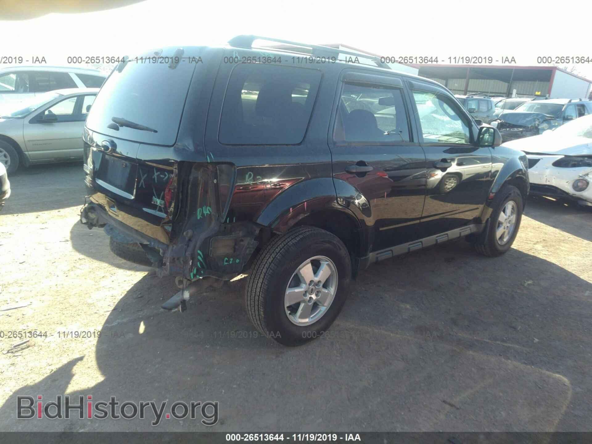 2011 FORD ESCAPE - VIN: 1FMCU9DG0BKB03256 - Photo 4