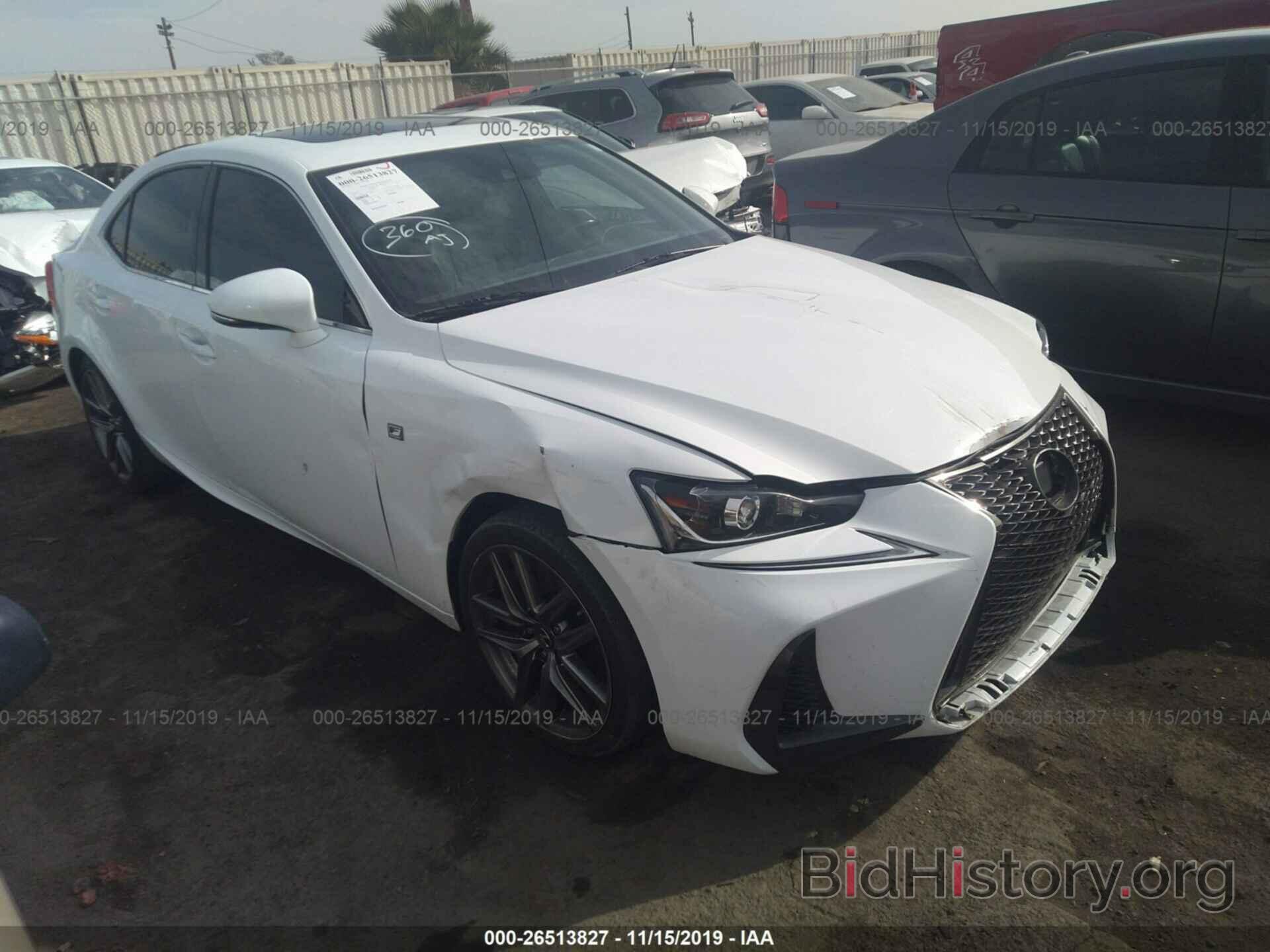 Photo JTHBA1D25H5051742 - LEXUS IS 2017