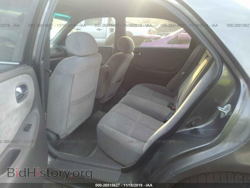 2000 Mazda 626 (VIN 1YVGF22D4Y5154969) — фото 8 из 11