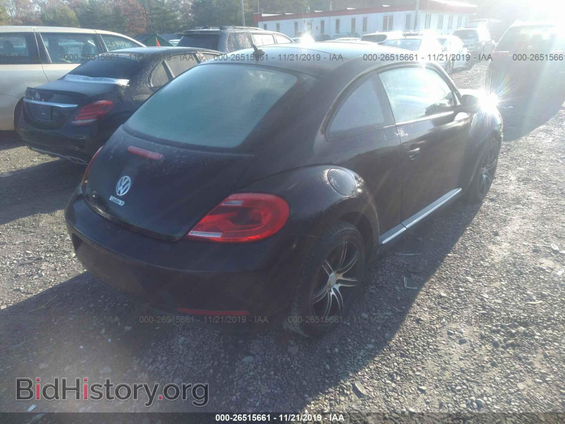 2012 VOLKSWAGEN BEETLE - VIN: 3VWHP7AT7CM623646 - Фото 4