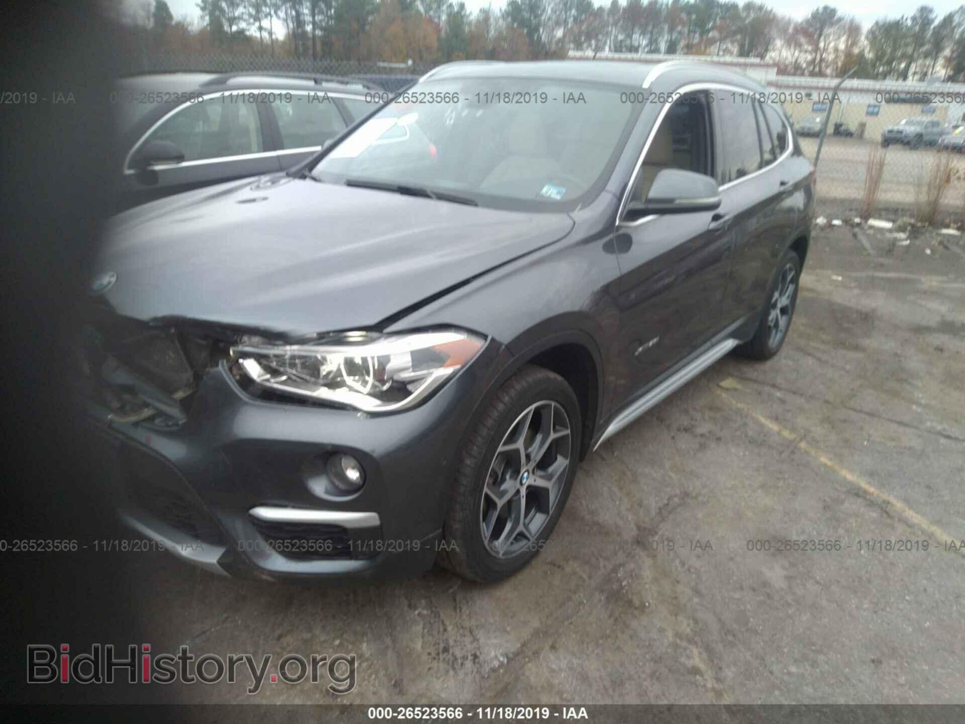2017 BMW X1 - VIN: WBXHT3C33H5F75196 - Фото 2