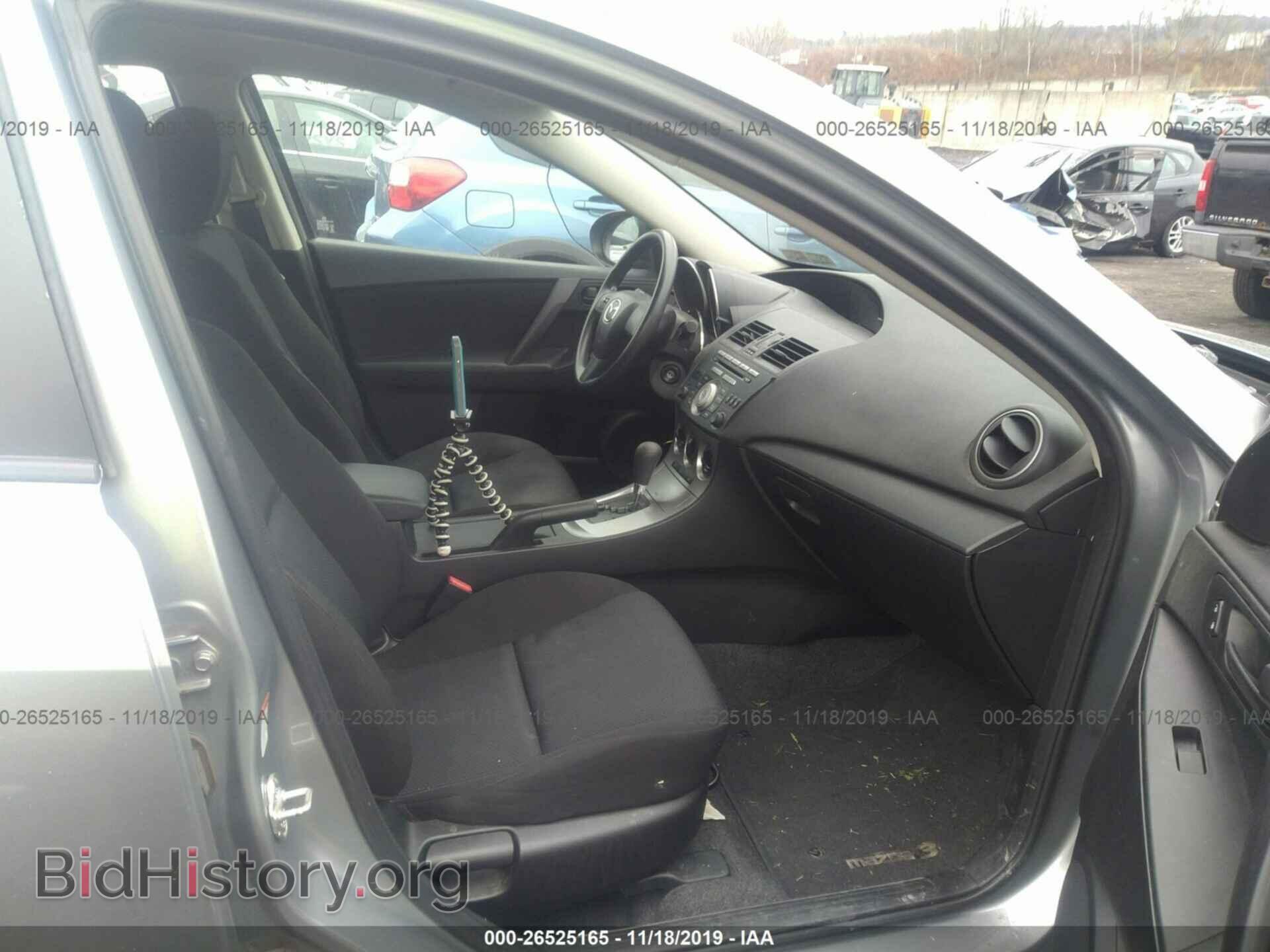 2011 MAZDA 3 - VIN: JM1BL1UG0B1902268 - Photo 5