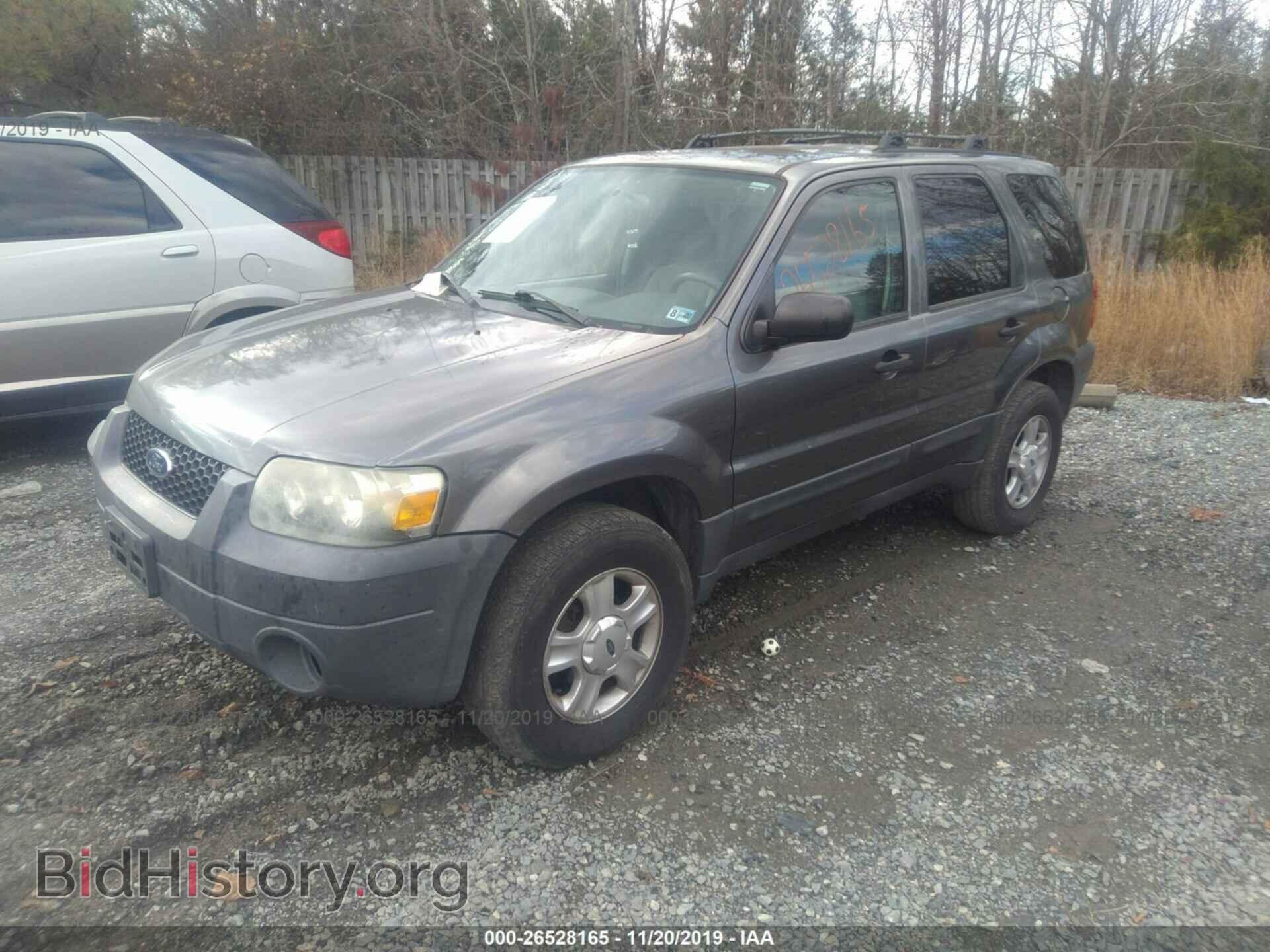 2005 FORD ESCAPE - VIN: 1FMCU03115DA13602 - Фото 2