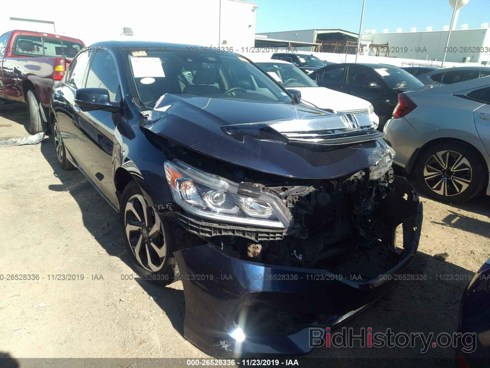 Photo 1HGCR3F02HA012055 - HONDA ACCORD 2017