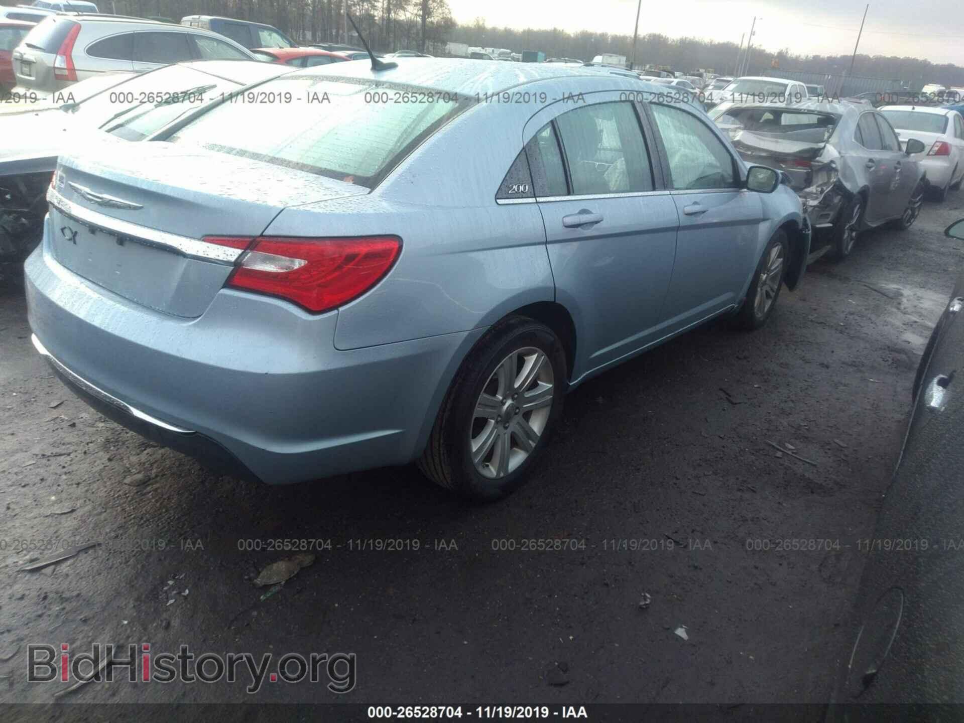 2013 CHRYSLER 200 - VIN: 1C3CCBAB9DN704985 - Фото 4