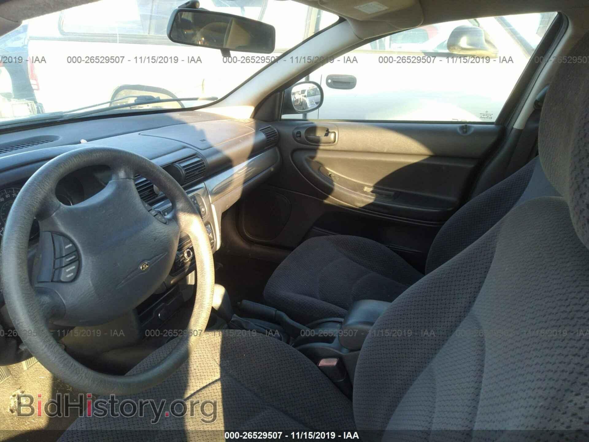 2004 CHRYSLER SEBRING - VIN: 1C3EL56R14N374324 - Фото 5