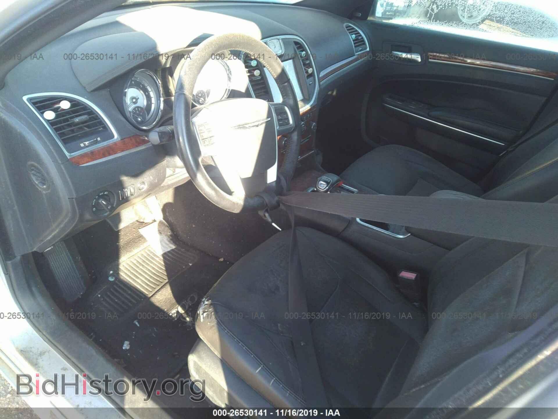 2012 CHRYSLER 300 - VIN: 2C3CCACG9CH243037 - Фото 5