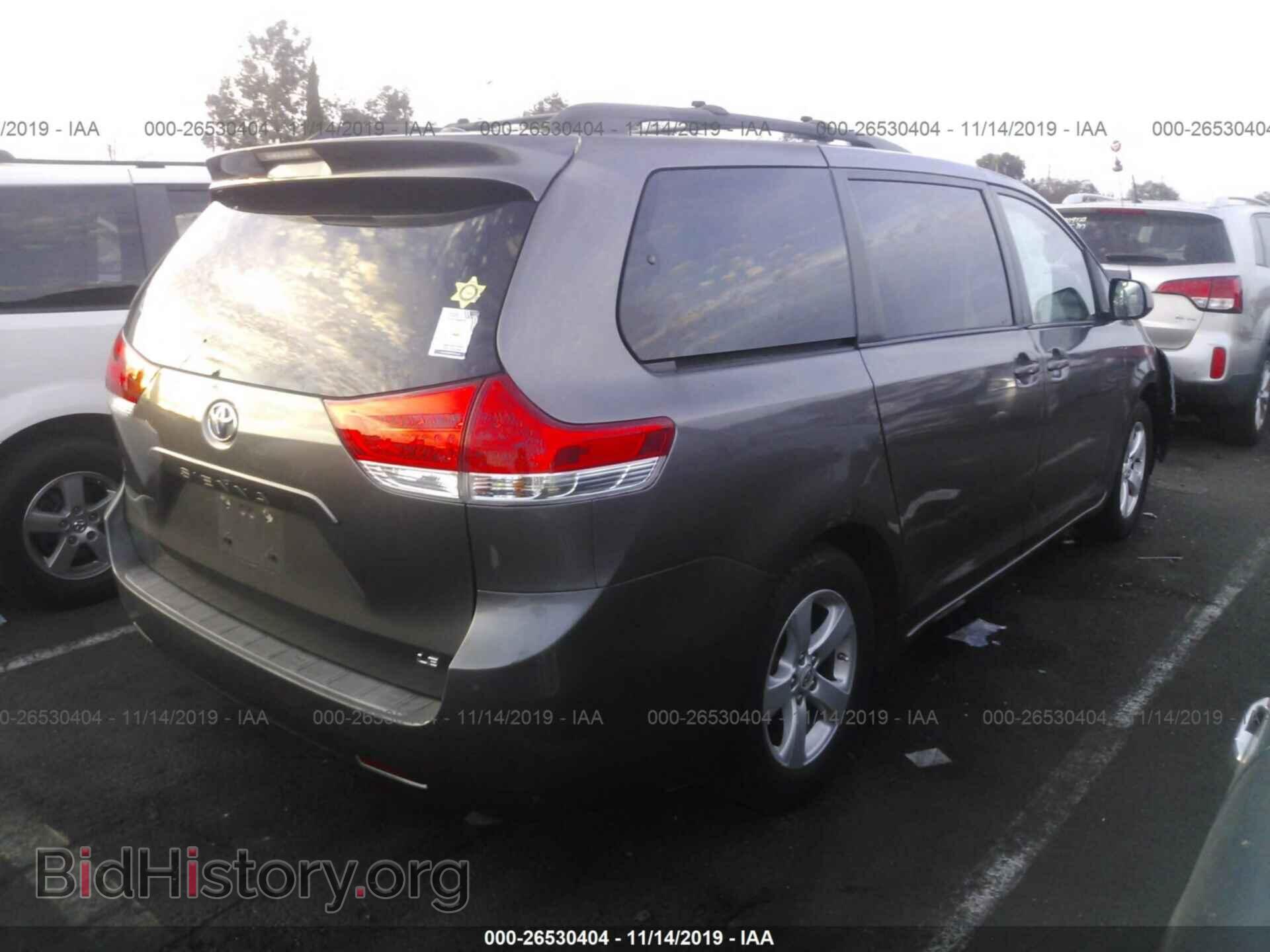 2011 TOYOTA SIENNA - VIN: 5TDKK3DC9BS049030 - Фото 4