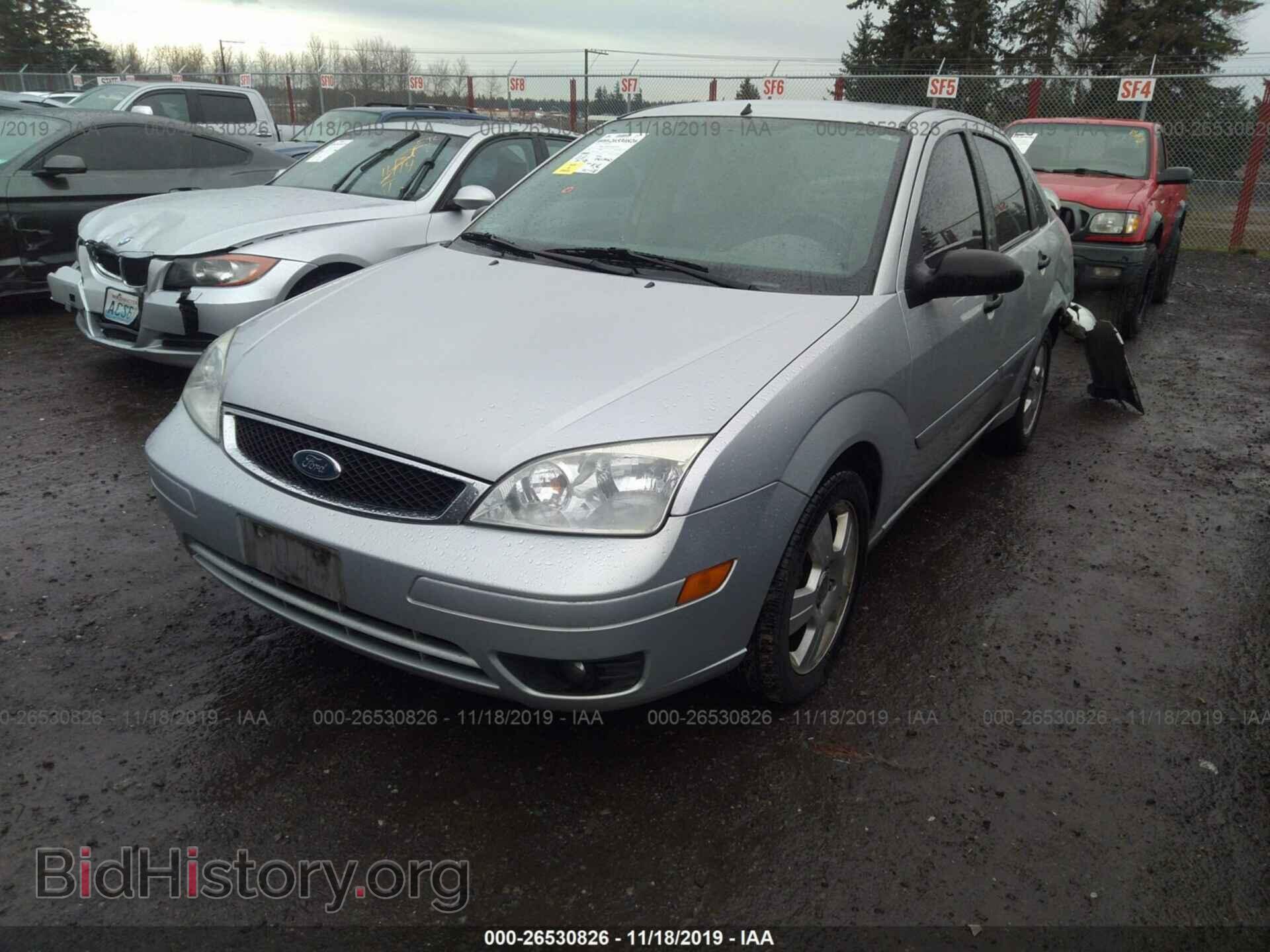 2005 FORD FOCUS - VIN: 1FAFP34N45W210592 - Фото 2