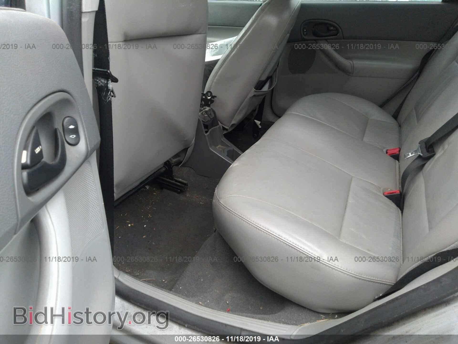 2005 FORD FOCUS - VIN: 1FAFP34N45W210592 - Фото 8