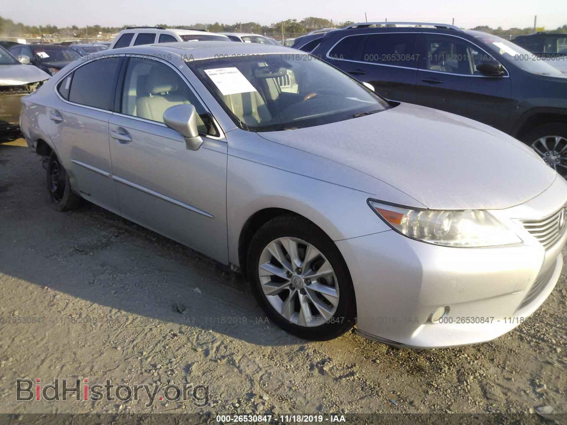 Photo JTHBW1GGXD2019552 - LEXUS ES 2013
