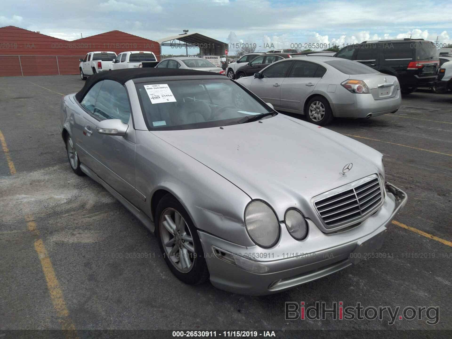 Photo WDBLK70G3YT042992 - MERCEDES-BENZ CLK 2000